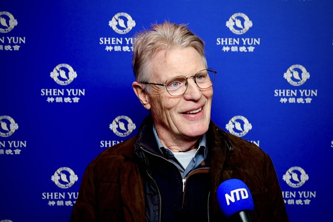 Steven Hearne enjoyed Shen Yun Performing Arts' matinee at the Eventim Apollo on Jan. 14, 2026. (NTD)