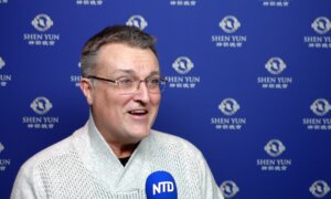 Shen Yun Gives a Retired Physician a Sense of Being ‘Steeped in a World That’s Not of Now’