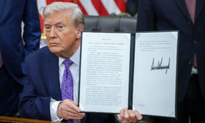 Trump Signs Executive Orders