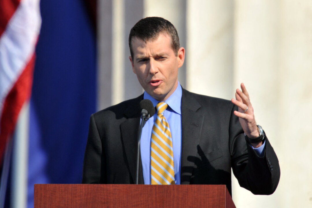 Plouffe Urges Democrats to Remake Party Brand, Broaden Map After 2024 Loss