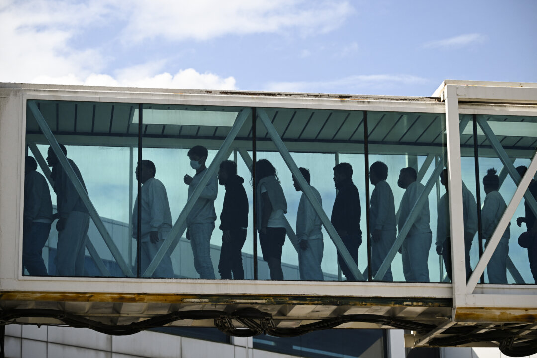 ICE Repatriates 170 Illegal Immigrants to Cuba