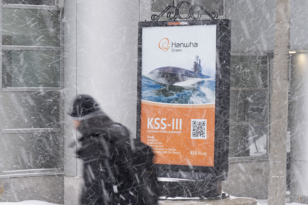 Cover image for South Korea Delegation Travelling to Canada in Effort to Win Sub Procurement Contract