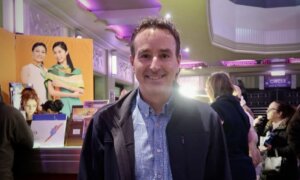 Theatergoer Says Shen Yun Very Relevant in Modern Society