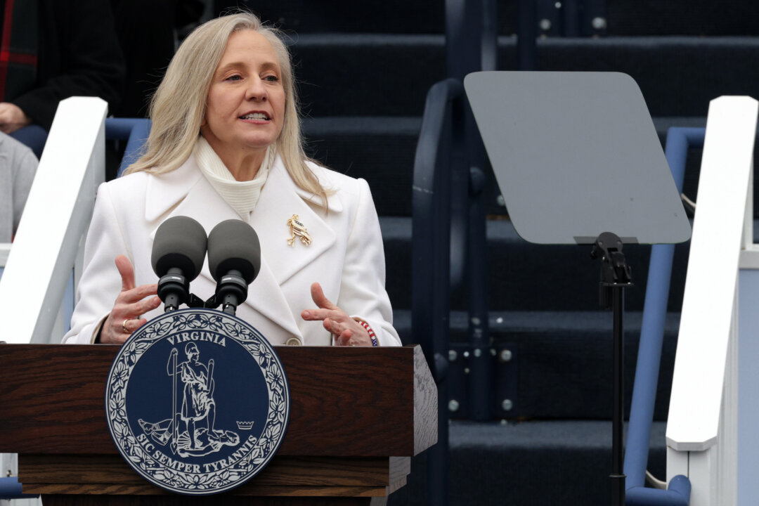 Abigail Spanberger Sworn In as Virginia’s First Female Governor