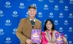 University Professor Praises Shen Yun for Purifying Hearts and Promoting Selfless Goodness