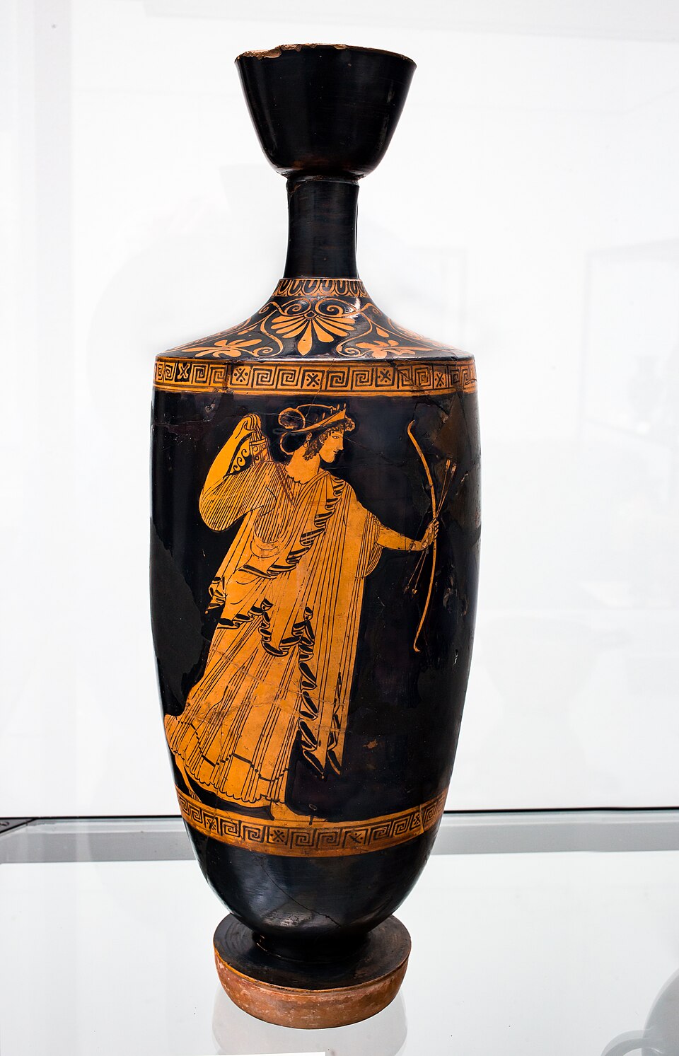 Artemis Munchen Vase