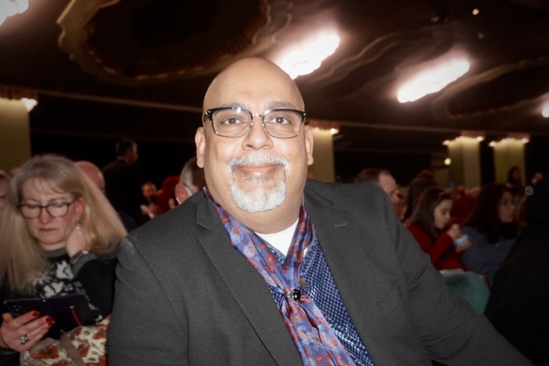 Manoj Gohil, a company CEO, enjoys Shen Yun Performing Arts at Eventim Apollo in Hammersmith, London, on Jan. 17, 2026. (Mary Man/The Epoch Times)