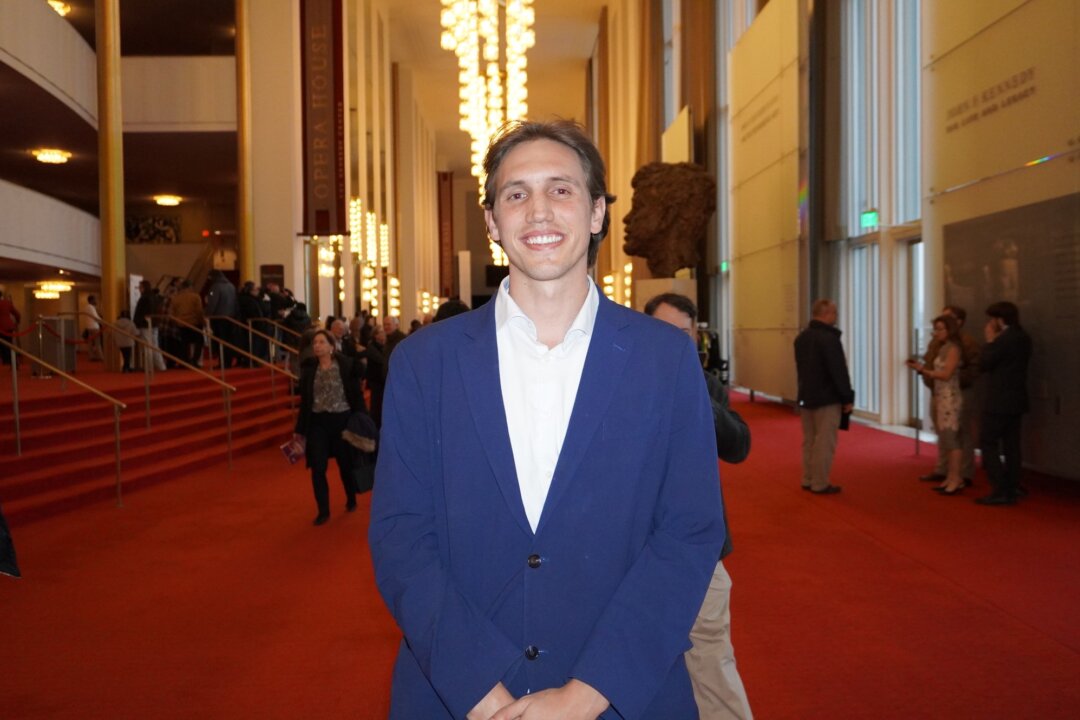 Matthew Monfore at the Shen Yun Performing Arts performance at the Trump Kennedy Center Opera House on Jan. 18, 2026. (Sherry Dong/The Epoch Times)