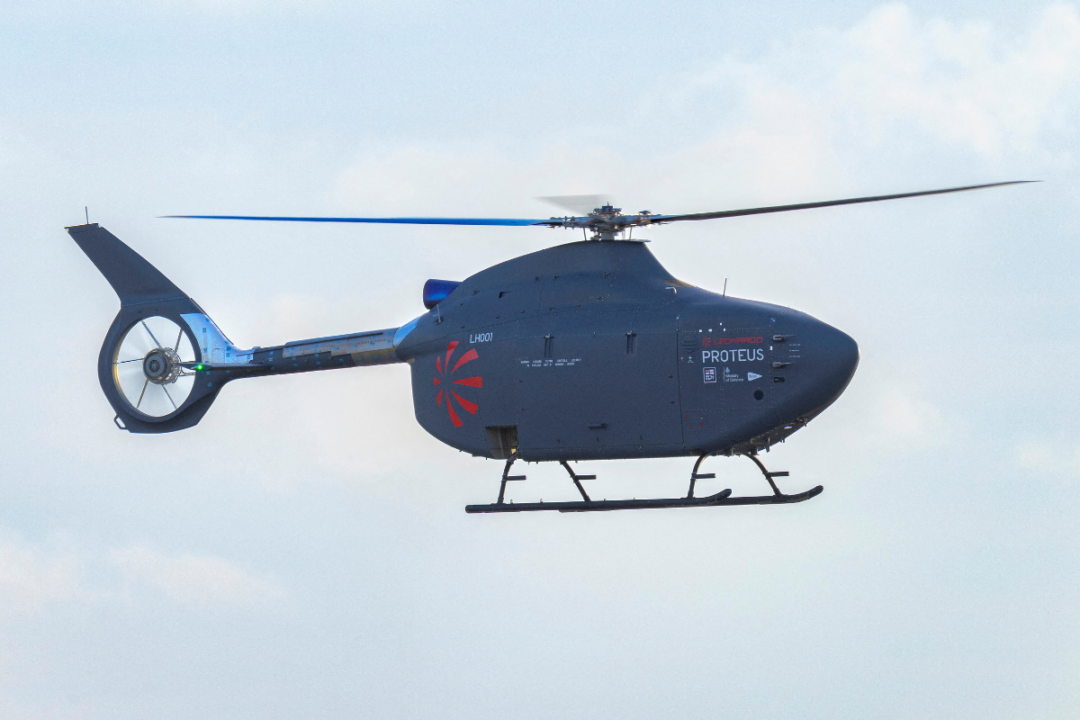 British Navy Unveils Full-Sized Autonomous Helicopter