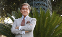 Italian Fashion Designer Valentino Garavani Dies at 93