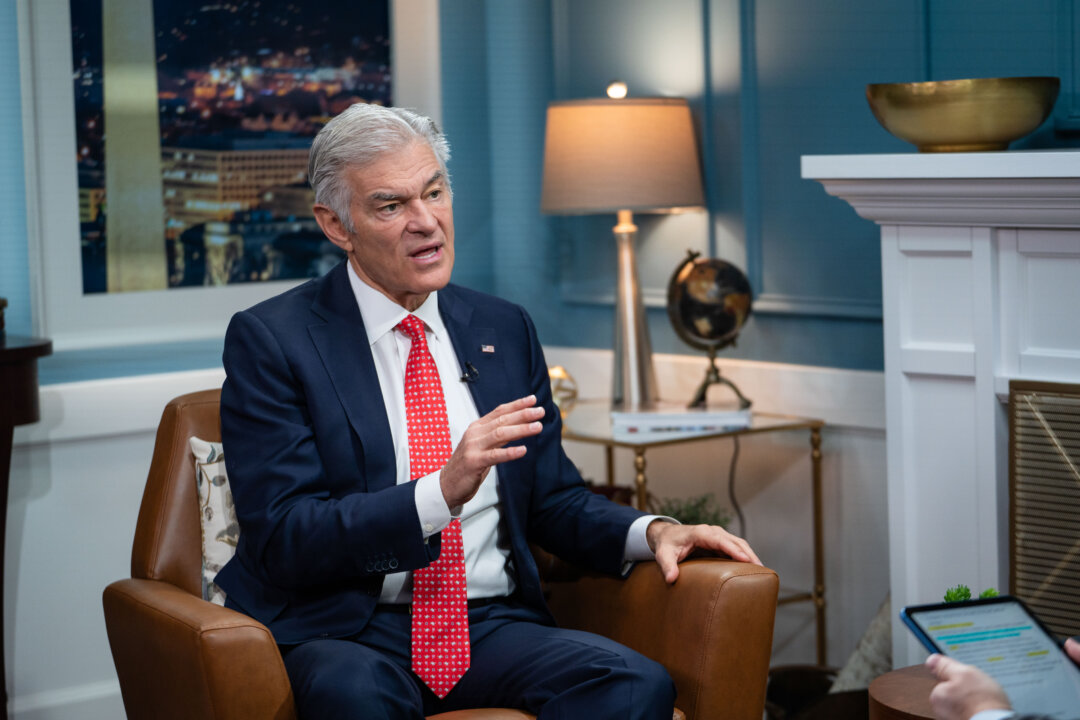 LA Fraud Probe Centers on 42 Hospice Centers in a 4-Block Area: Dr. Oz