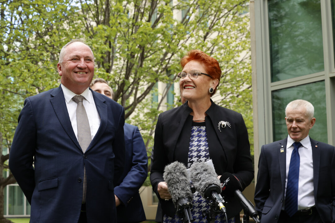Hanson Says Her Politics Came Before Trump, Farage as One Nation Edges Coalition
