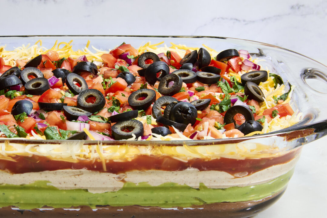 This Legendary Dip Is a Game-Day Classic for a Reason