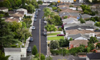Tax Hit From Selling May Keep Millions of Homes Vacant: Analysis