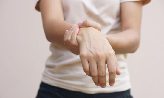 Why Your Hand Goes Numb When You Turn Your Head—And What It Really Means