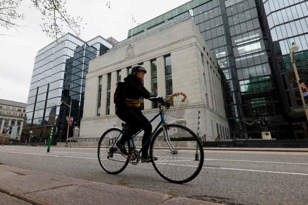 Majority of Canadians Favour 2 Percent Inflation Target, Bank of Canada Says