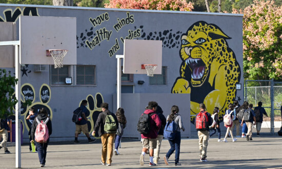 4 California School Districts Under Review by DOJ Over Gender Ideology, Sex Ed Policies