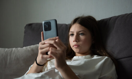 Daily AI Use Linked to Higher Depression