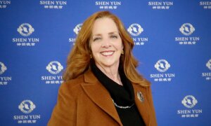 Ballet Expert Impressed With the Energy and Beauty of Shen Yun