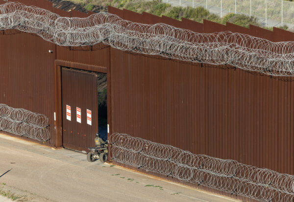 478 Individuals Charged in Texas, Arizona