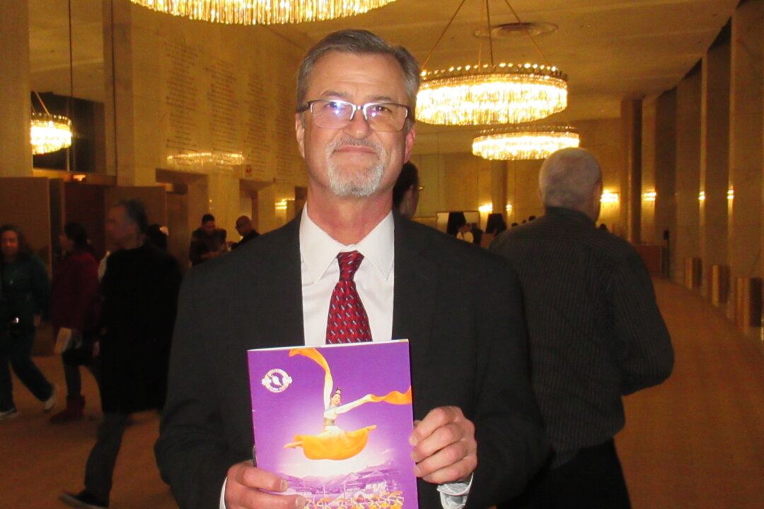 Joseph Mabry enjoyed Shen Yun's evening show at the Music Center's Dorothy Chandler Pavilion on Jan. 23, 2026. (Linda Jiang/The Epoch Times)