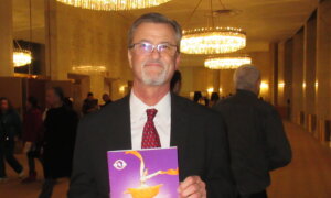 Shen Yun Revives Important Yet Forgotten Values, Says Chemist