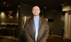 Shen Yun More Important Than Ever, Says English Theatergoer
