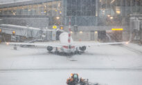 US Storm Leaves Over 880,000 Without Power, 10,000 Flights Canceled