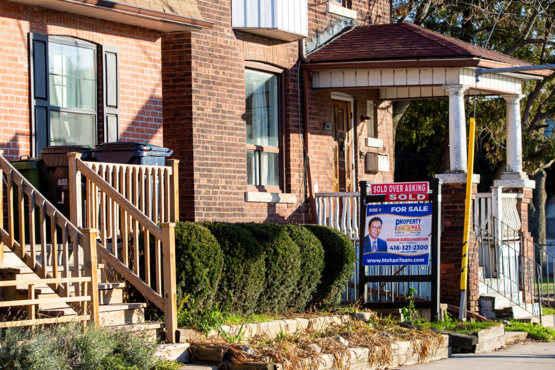 Greater Toronto Home Sales Dip in July as Prices Slide, Real Estate Board Says