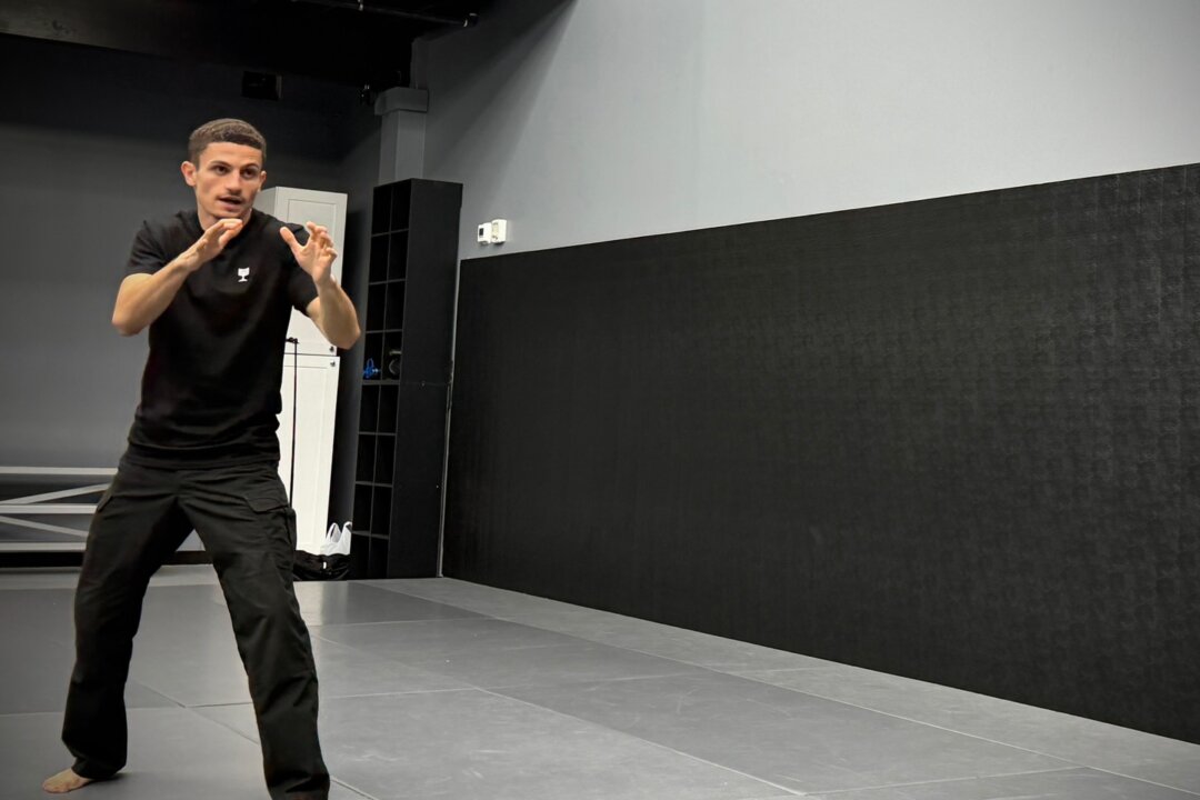 British-Israeli Influencer Alleges Labor Government Worked to Block His Entry to Australia