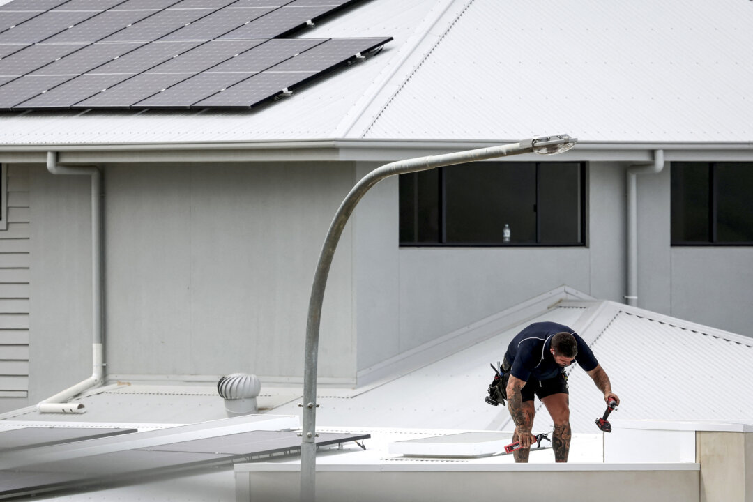 Cover image for Over 20,000 Sales of NSW $1 Home Design