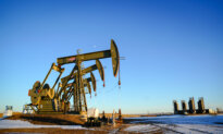 Oil Prices Drop Ahead of New US Sanctions on Iran