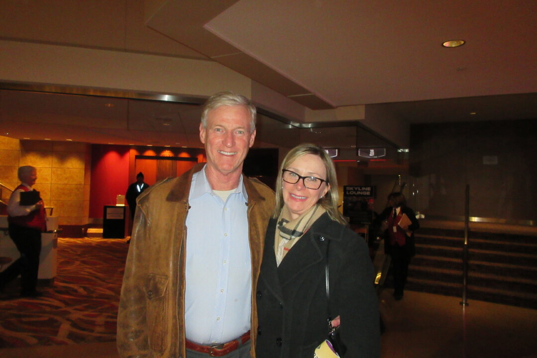 Atlanta Theatergoer : Shen Yun Stories Reminiscent of  Stained Glass Windows in European Cathedrals  