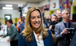 New Jersey Governor Makes Announcement on World Cup Small Business Rewards Program