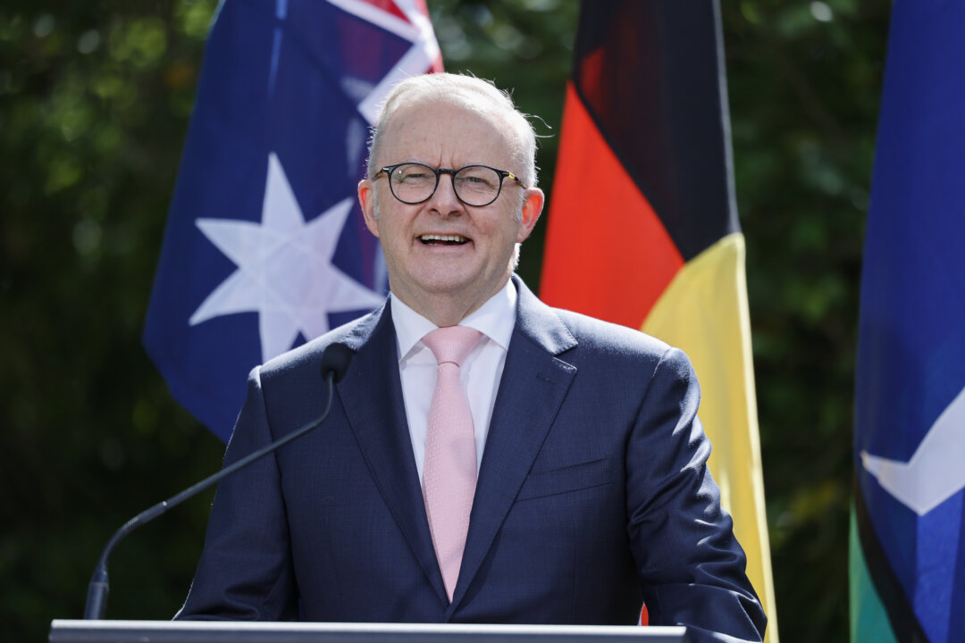 Cover image for Federal Government to Provide Extra $25 Billion to Fund Public Hospitals