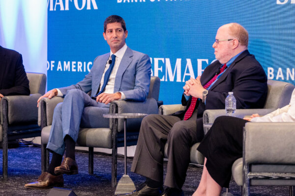 Trump Picks New Fed Chair