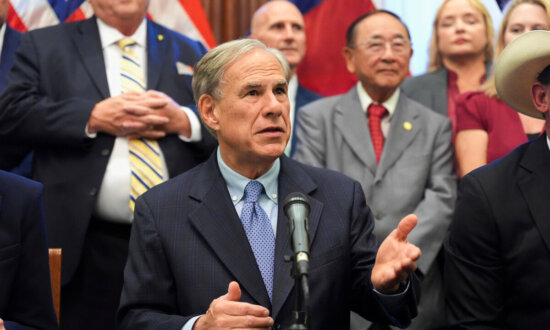 Texas Governor Issues Disaster Declaration Over Spread of Parasitic Screwworm