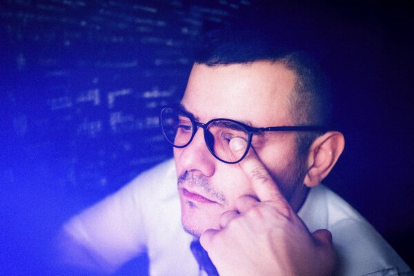 From Retinal Damage to Cancer Risk: The Overlooked Health Threat of Blue Light