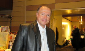 Shen Yun Is ‘Very Informative and Entertaining,’ Says Hollywood Actor-Producer