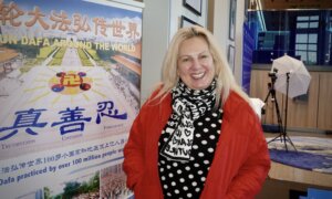 Professional Musician Says She Was ‘Overwhelmed by the Beauty and Passion’ of Shen Yun