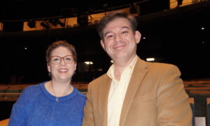 ‘There’s Nothing Like This in the World,’ Says Professor After Attending Shen Yun