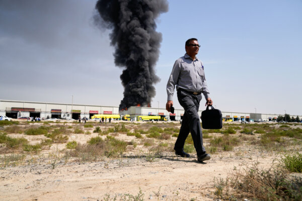 Oil Prices Increase as Middle East Conflict Threatens Strait of Hormuz Flows