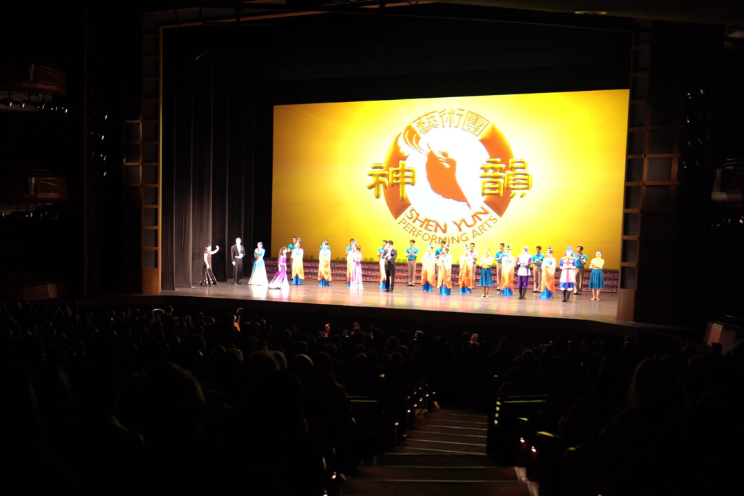 Shen Yun concludes its performance at the Cobb Energy Performing Arts Centre in Atlanta on Jan. 31, 2026. (Frank Xie/The Epoch Times)