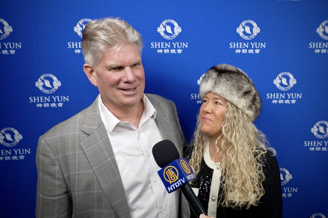 On the evening of Jan. 31, 2026, Professor Biegalski, chair of Georgia Tech’s Nuclear Engineering Department, and his wife, Kendra Biegalski, attended the seventh Atlanta performance of Shen Yun Performing Arts at the Cobb Energy Performing Arts Centre. (Frank Xie/The Epoch Times)