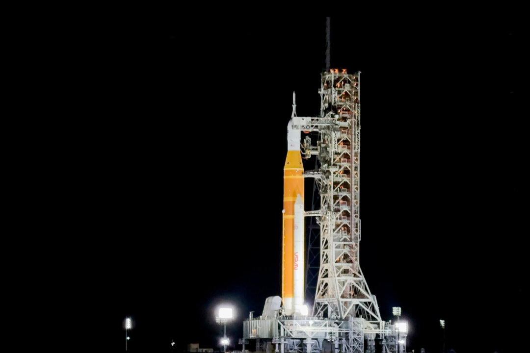 NASA Prepares to Take Moon Rocket Off Pad Due to Helium Failure