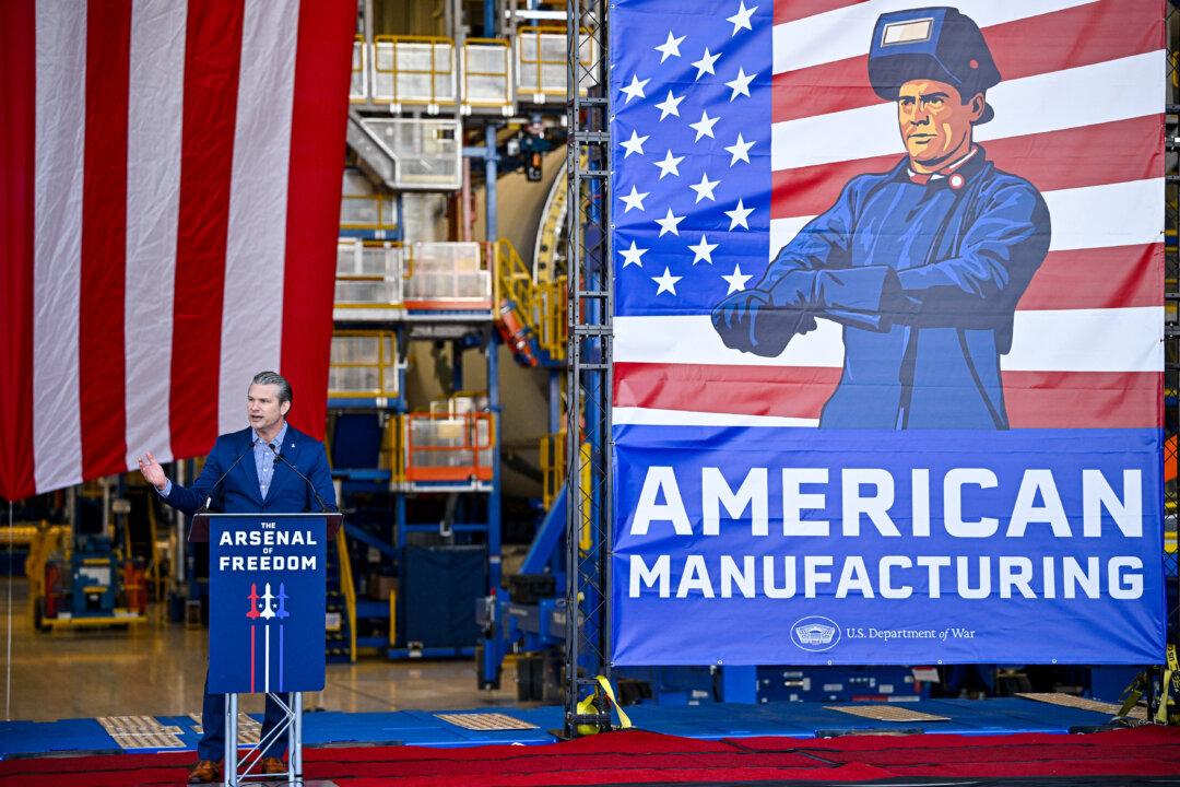 US Manufacturing Momentum Persists With 7th Month of Expansion