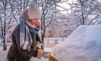 Essential Winter Gear for Your Car and Cold-Weather Driving