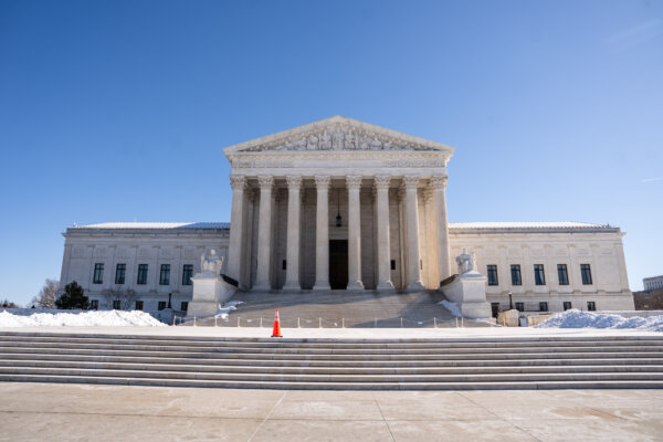 Supreme Court Rejects Trump’s Tariffs in Landmark Decision; Police Continue Search of Former Prince Andrew’s Former Home | NTD Good Morning (Feb. 20)