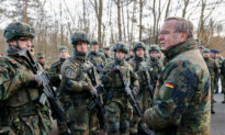 UK, German Defense Chiefs Call for Public to Support Rearmament to Deter Russia