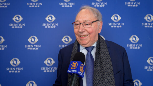Paris Audience Calls Shen Yun an ‘Absolutely Magnificent Performance’